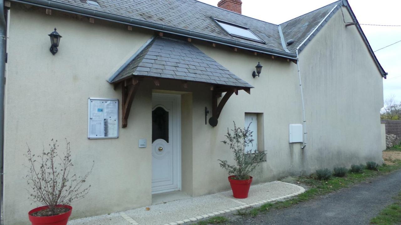 Chambre D'Hotes Mansardee Saint-Ouen-les-Vignes Dış mekan fotoğraf