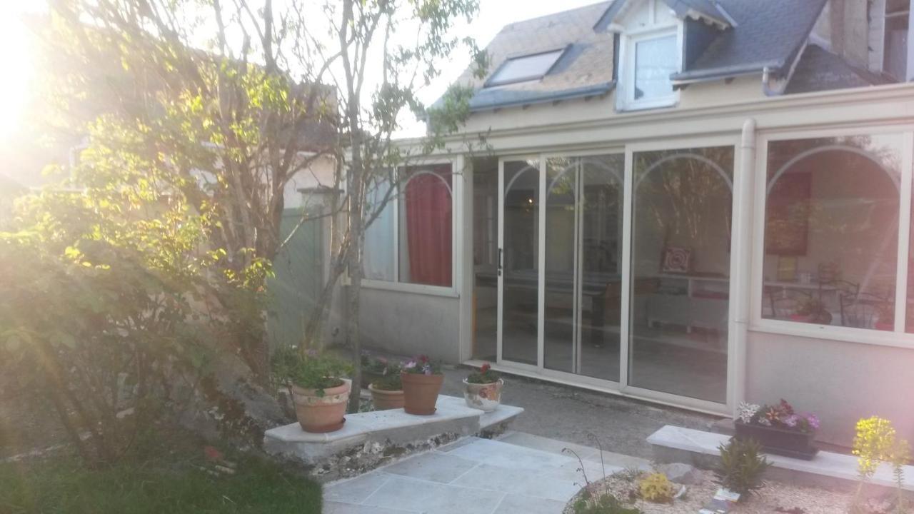 Chambre D'Hotes Mansardee Saint-Ouen-les-Vignes Dış mekan fotoğraf