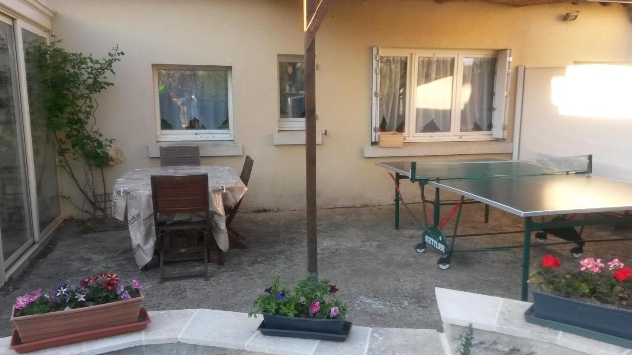 Chambre D'Hotes Mansardee Saint-Ouen-les-Vignes Dış mekan fotoğraf
