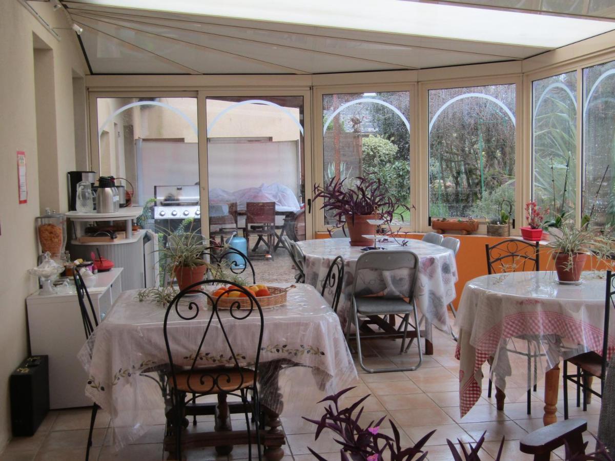 Chambre D'Hotes Mansardee Saint-Ouen-les-Vignes Dış mekan fotoğraf